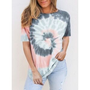 𝅺TIE Dye‎ T-shirt. New